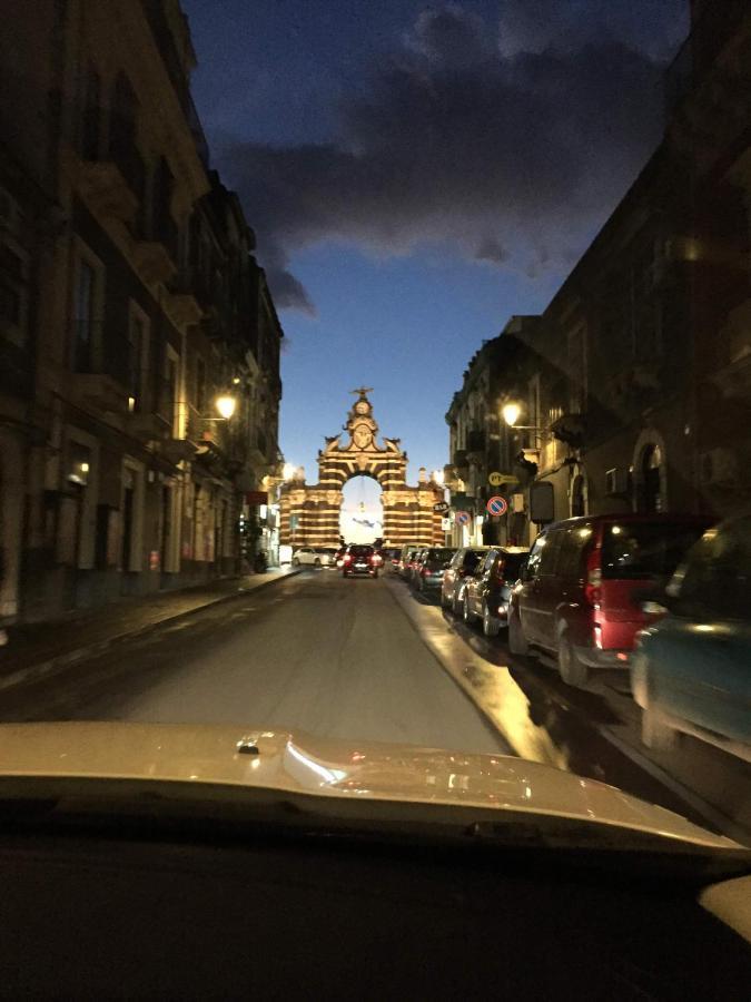 Garibaldi Suites & Apartments Catania Eksteriør bilde